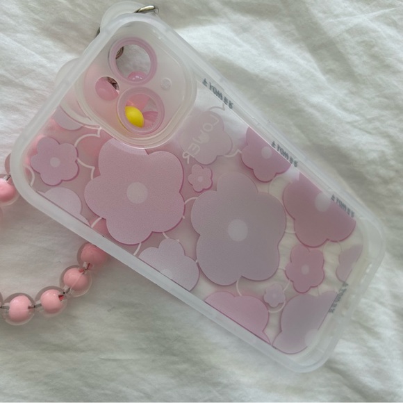 Brand new IPhone 14 Phone Case and Strap - Picture 8 of 9